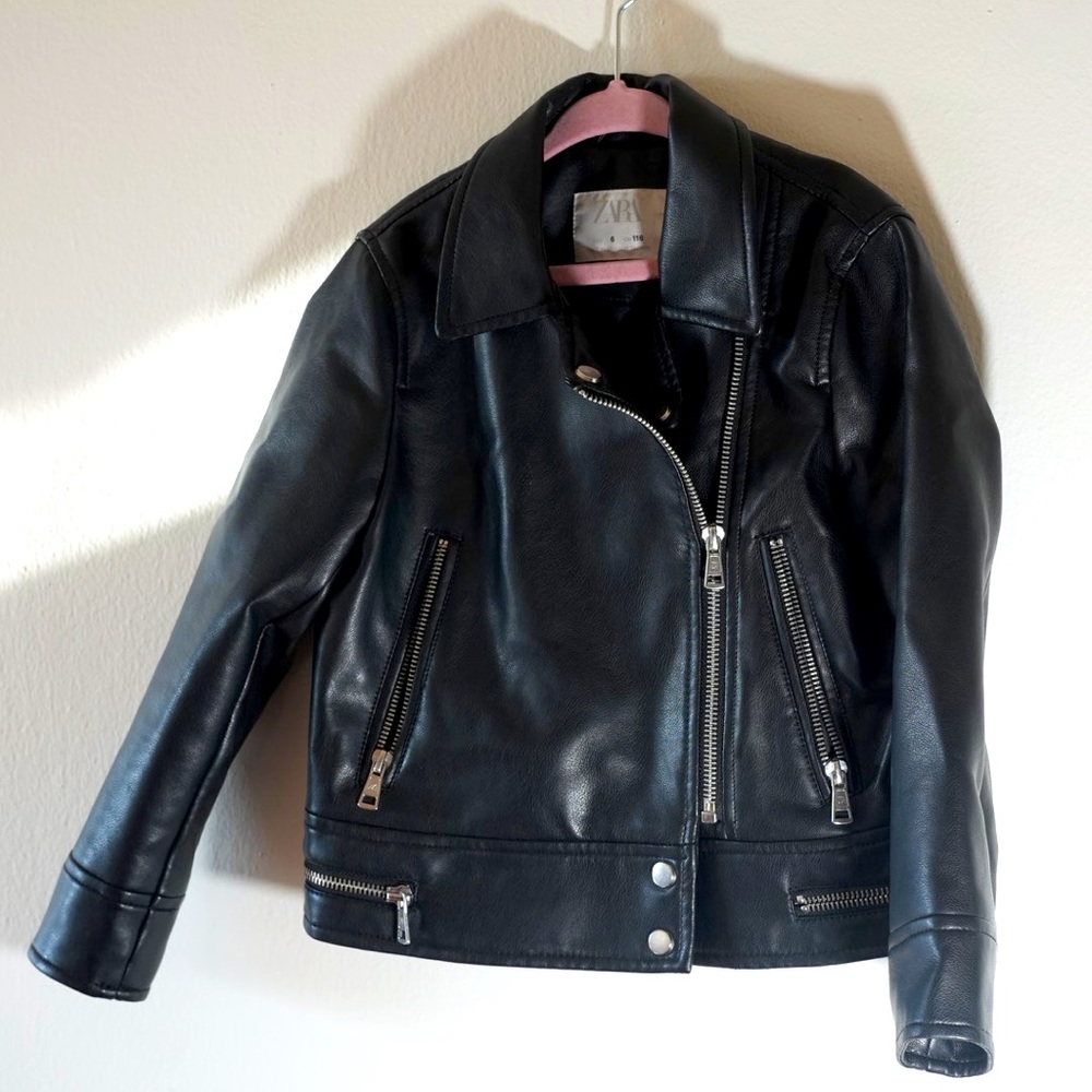 Little Girls Black Faux Leather Jacket / SZ 6 / Zara’s / Gently Used